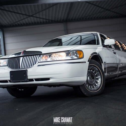 Lincoln_limousine